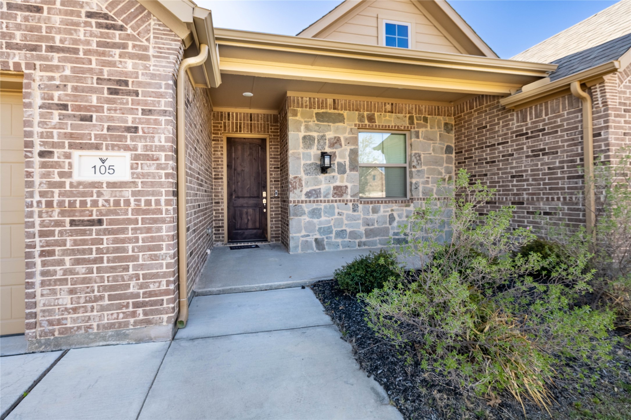 105 Rosemary Drive Azle TX 76020