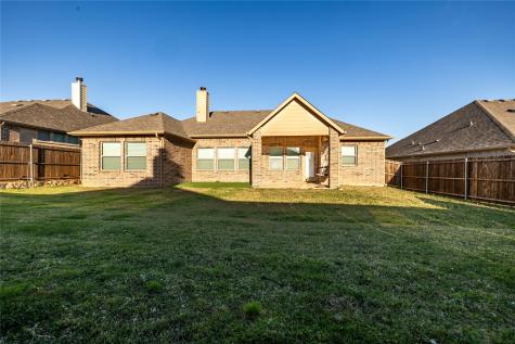 105 Rosemary Drive Azle TX 76020