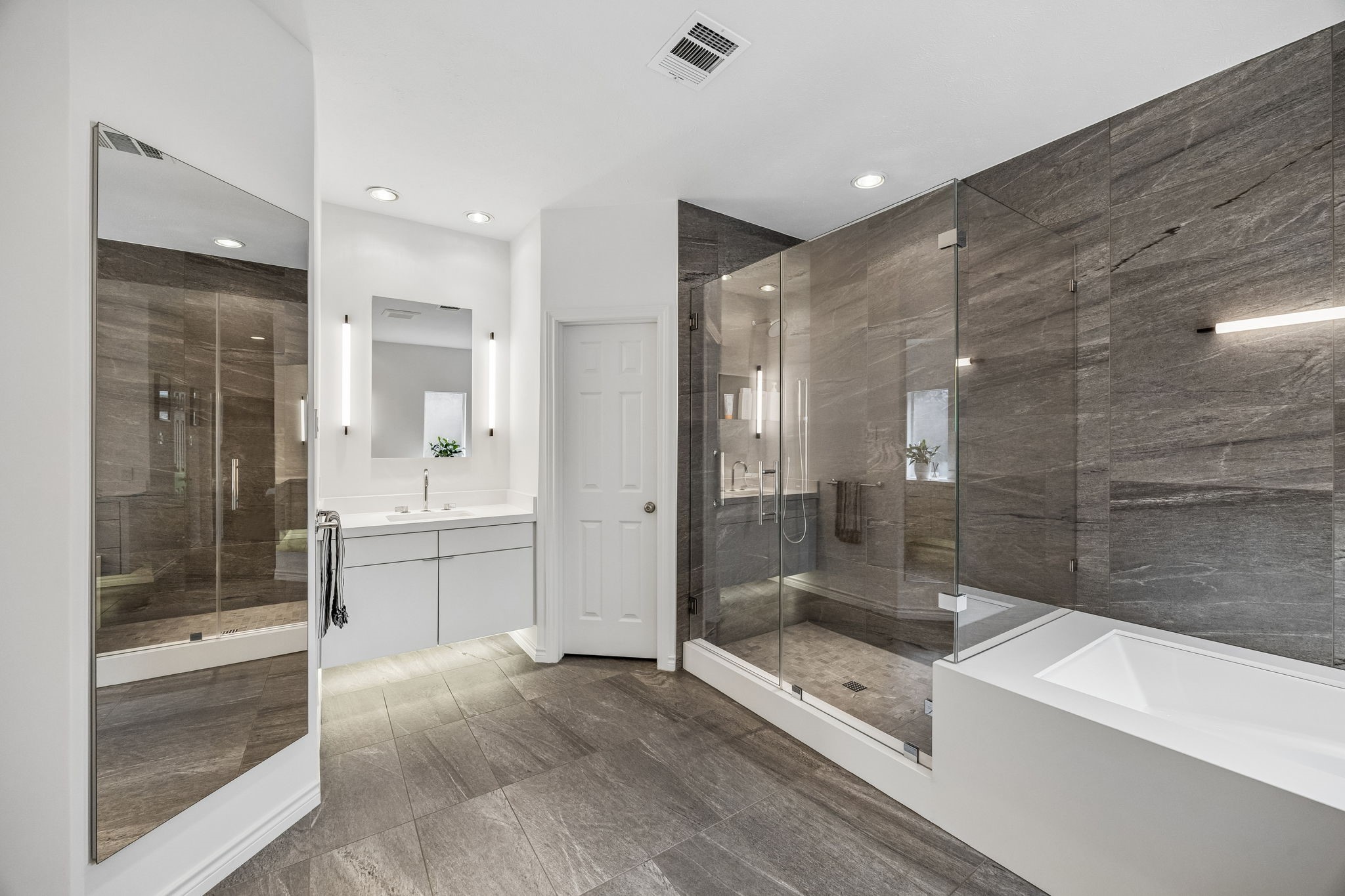5008 Briar Tree Drive Dallas TX 75248