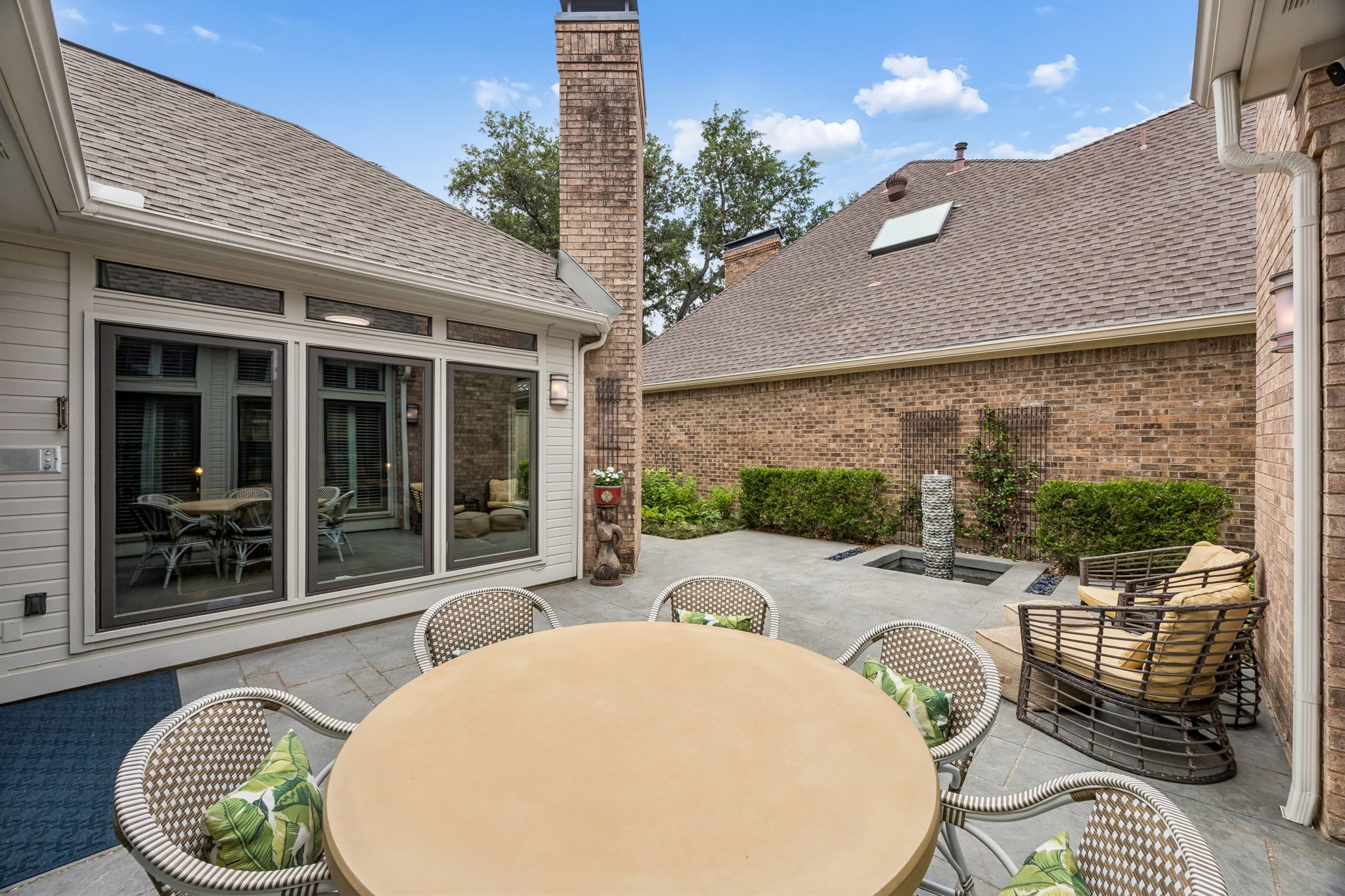 5008 Briar Tree Drive Dallas TX 75248