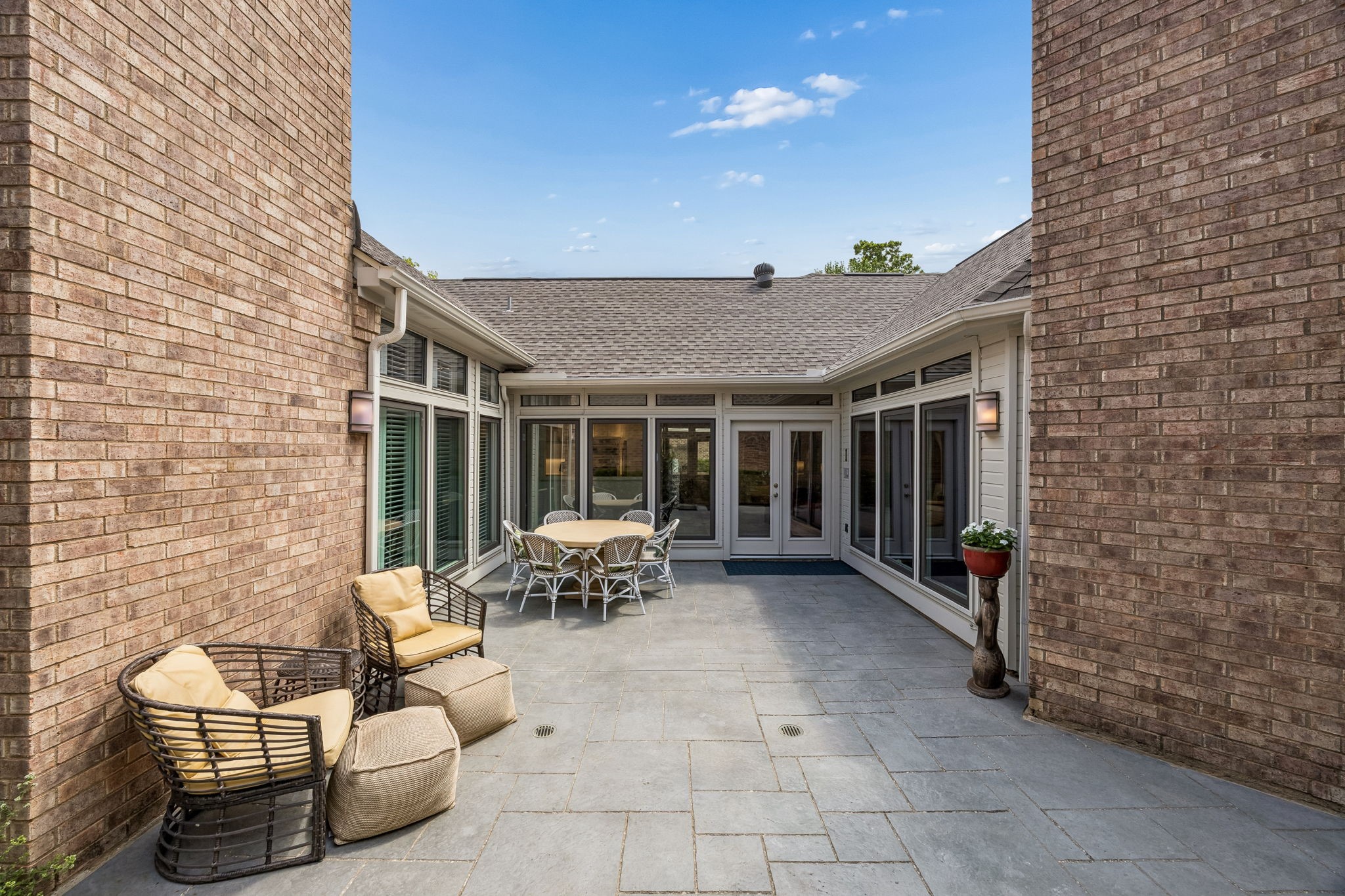 5008 Briar Tree Drive Dallas TX 75248