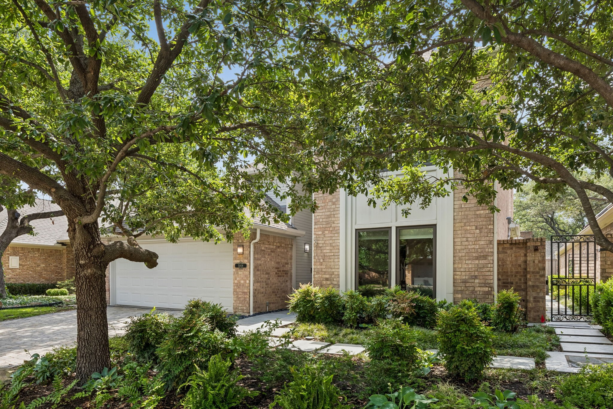 5008 Briar Tree Drive Dallas TX 75248