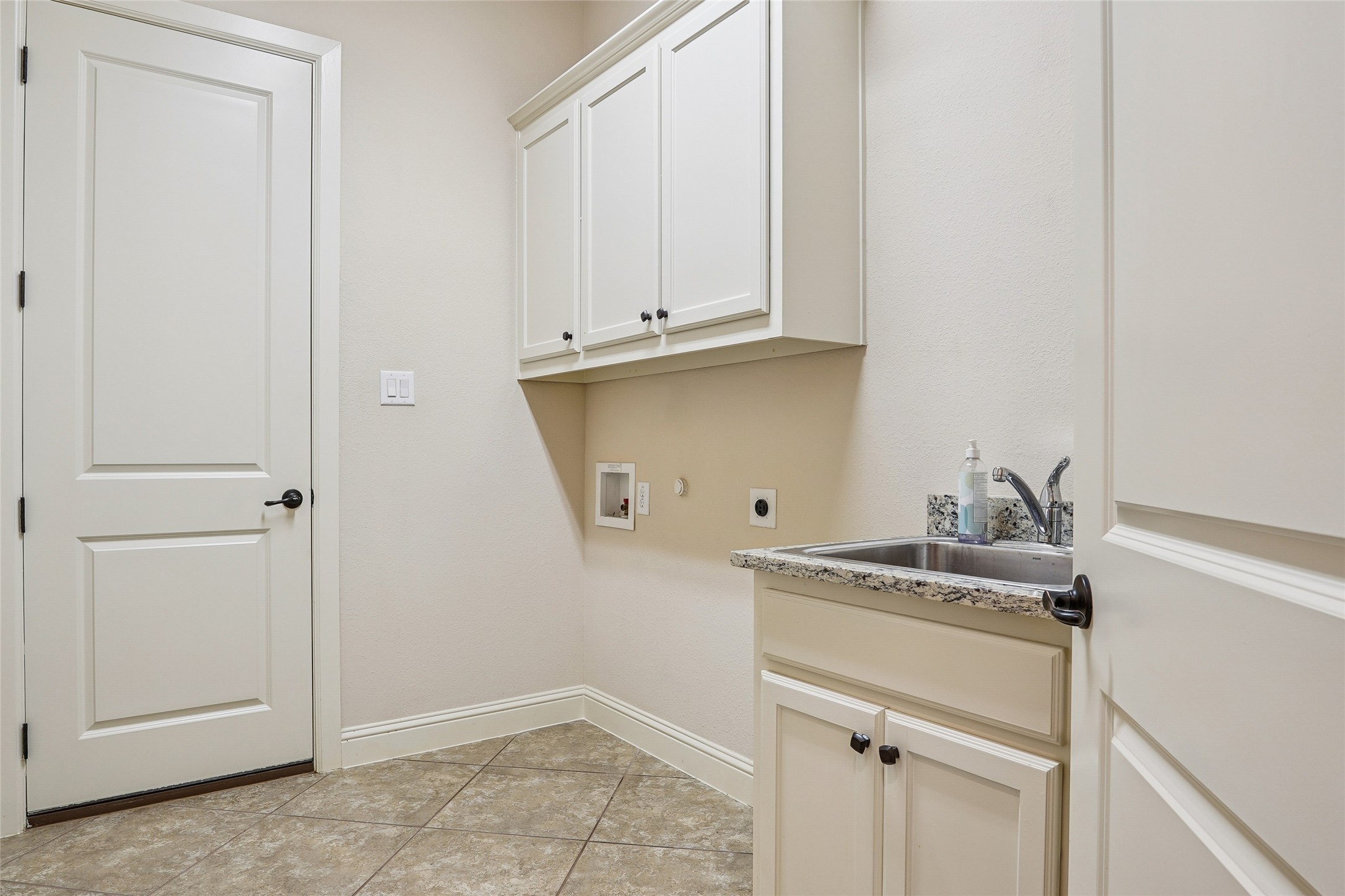 1225 Huron Drive Grapevine TX 76051