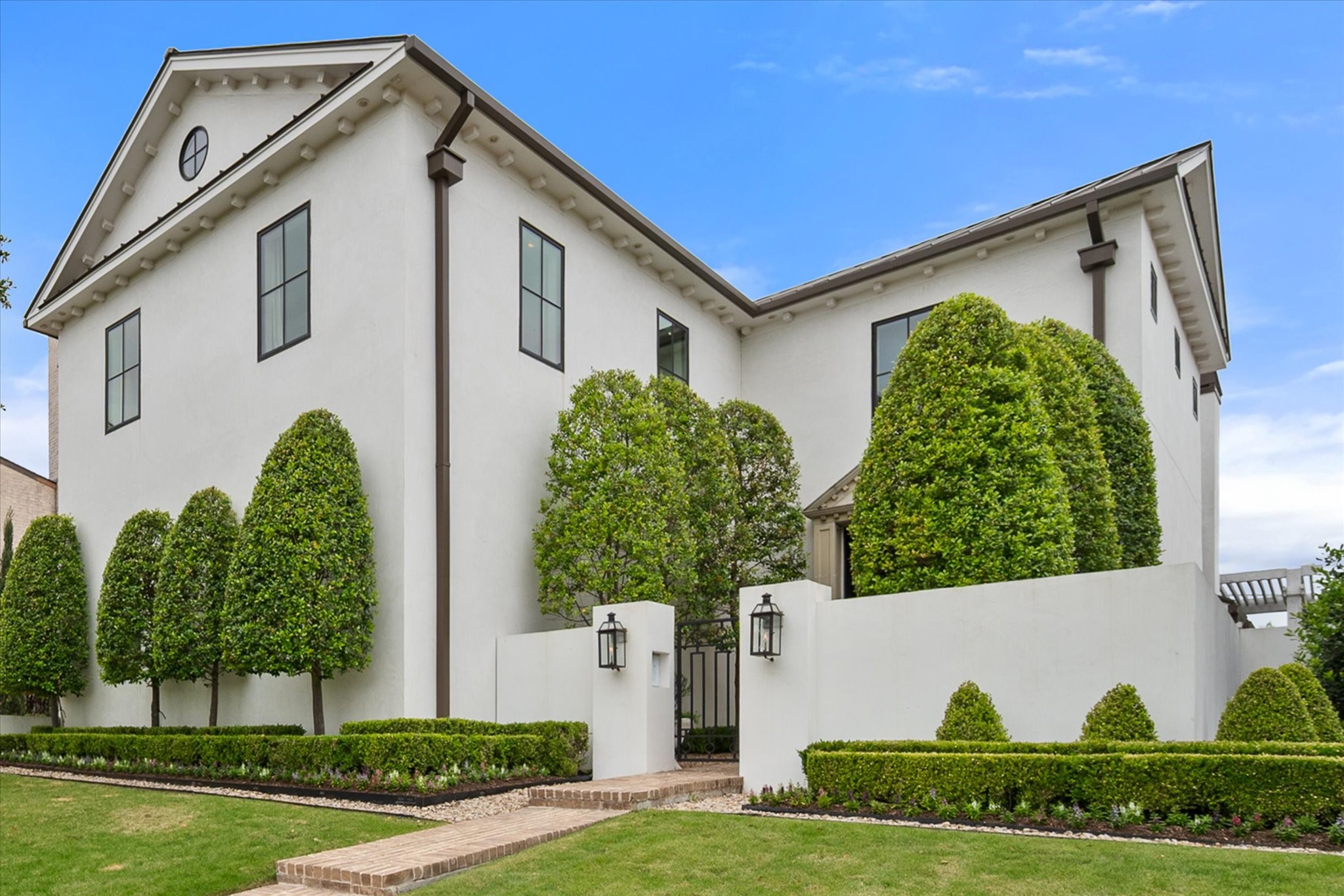 3525 Overton View CourtFort Worth, TX 76109Price: $1,750,000 photo 4