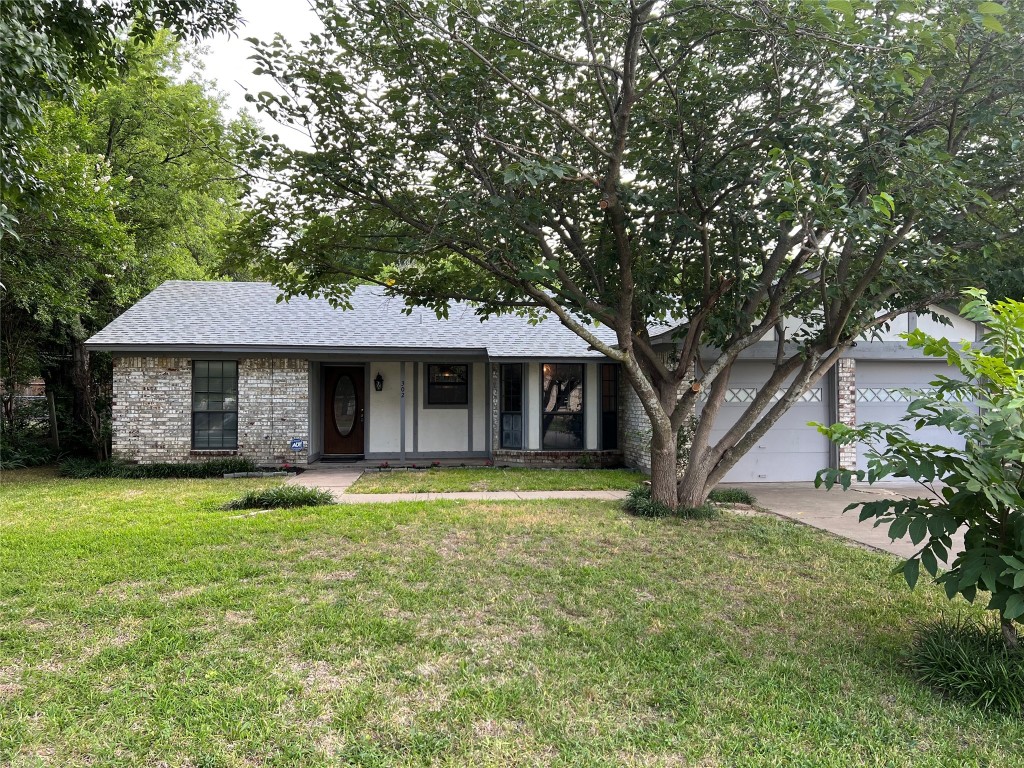 302 Lois Street Roanoke TX 76262