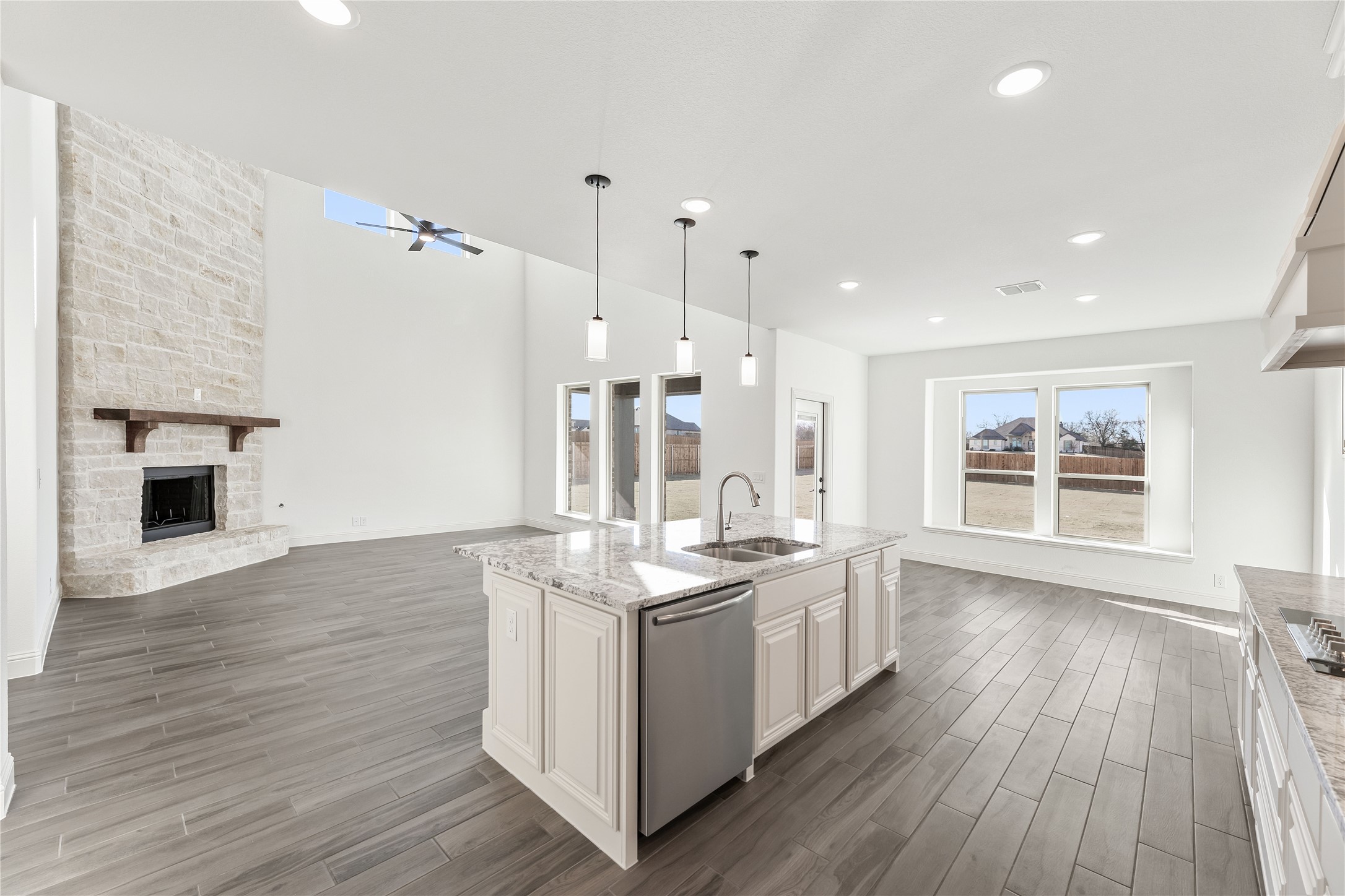 713 Serenity Lane Red Oak TX 75154