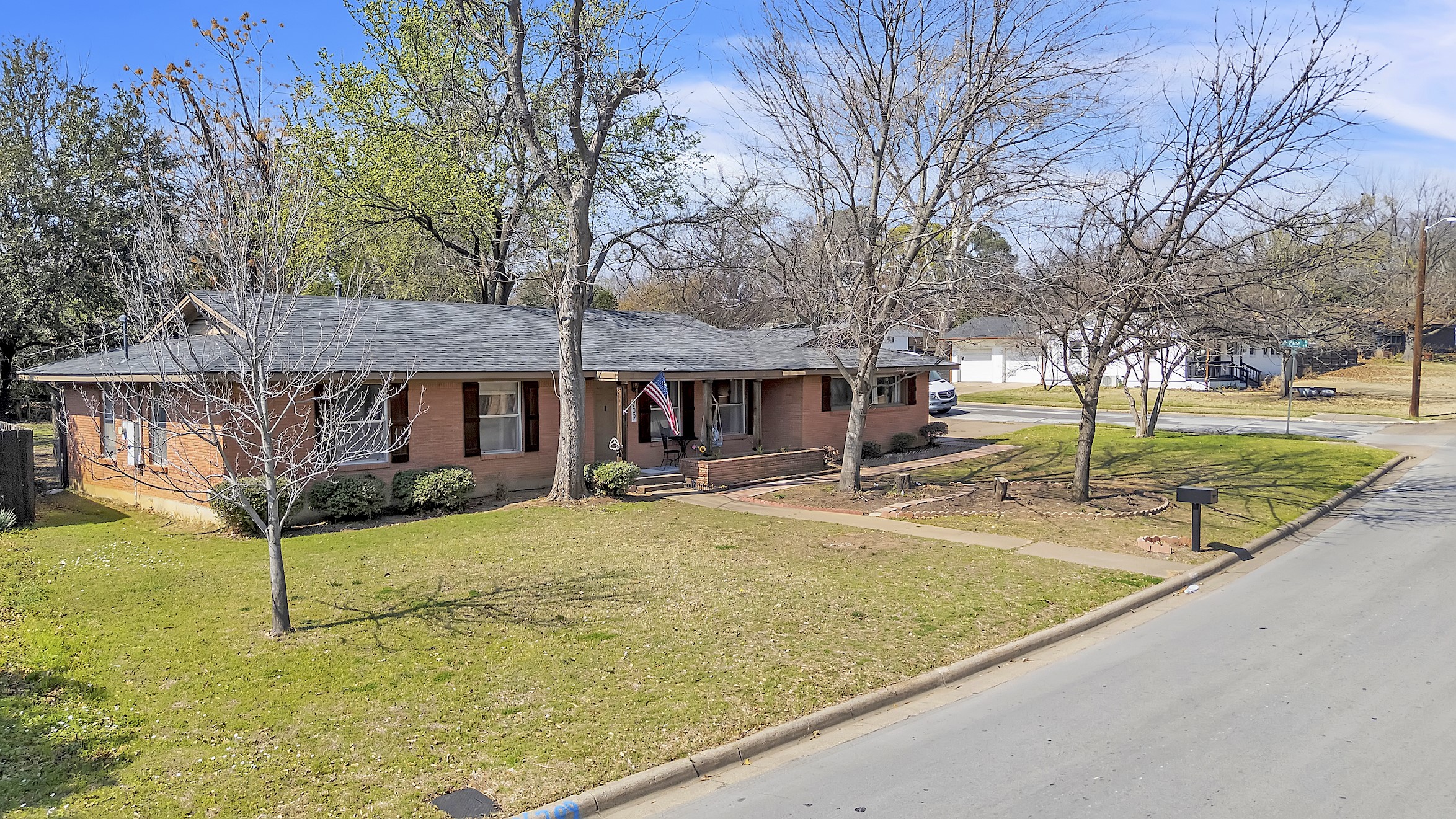 709 Hurstview Drive Hurst TX 76053