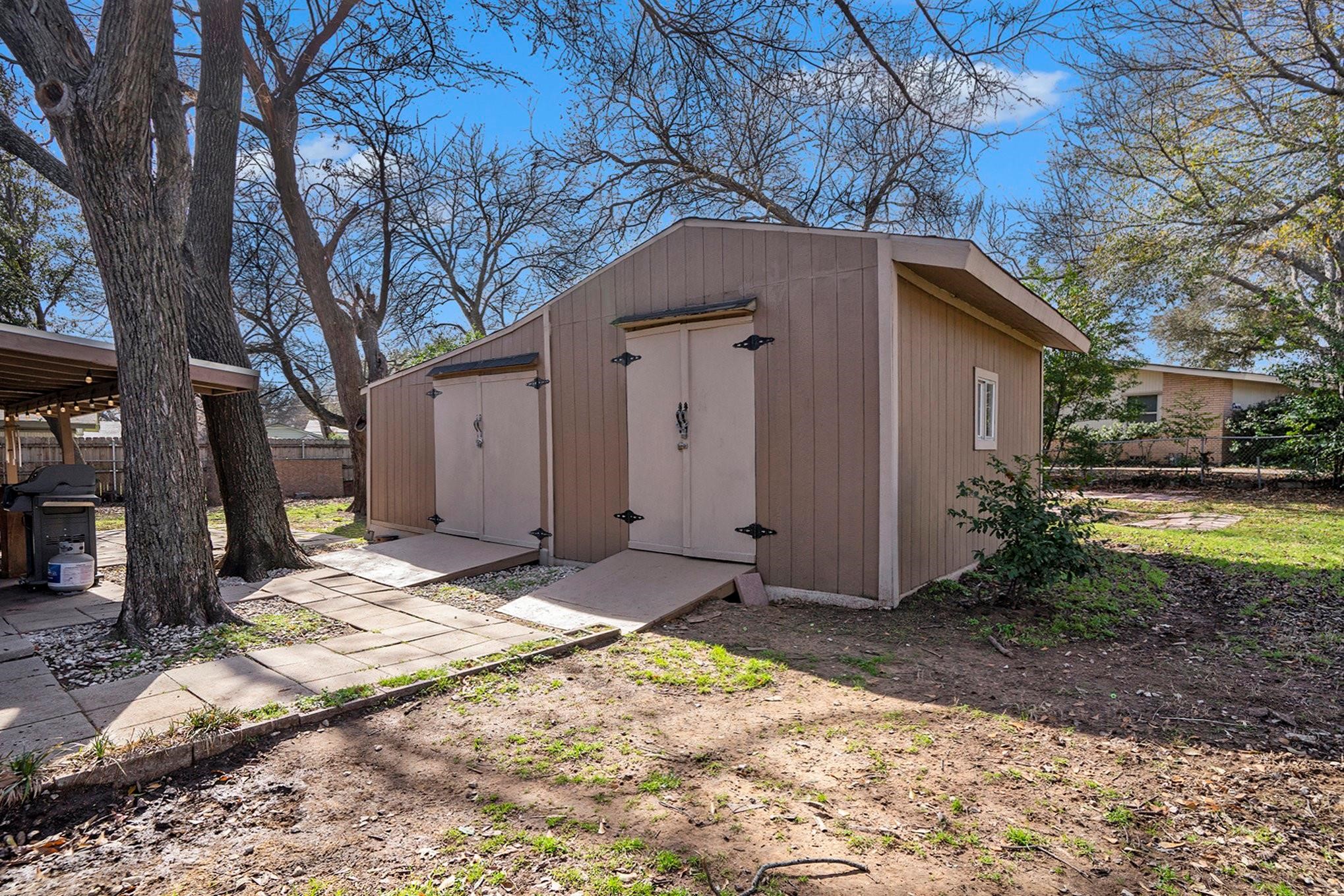 709 Hurstview Drive Hurst TX 76053
