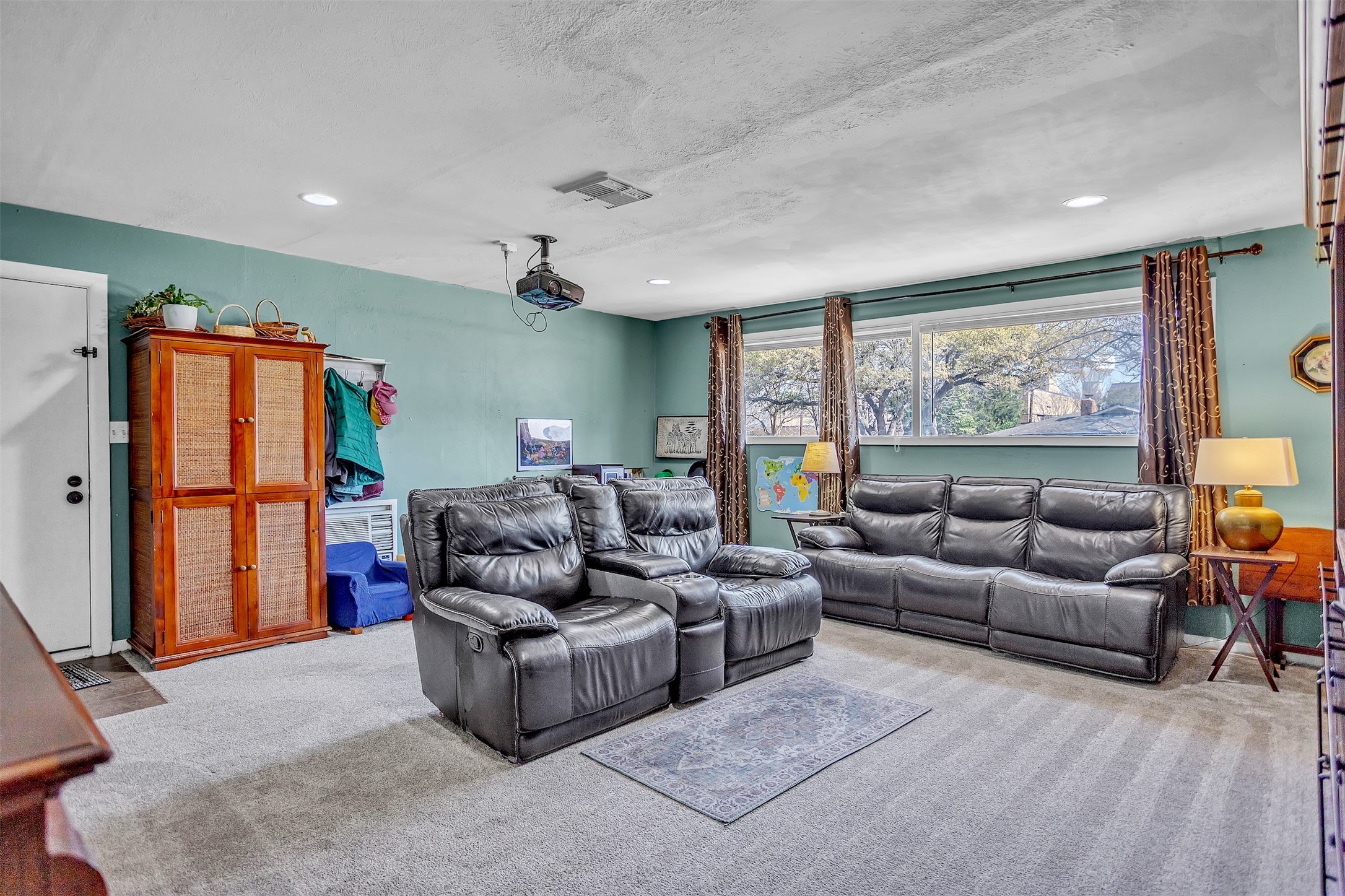 709 Hurstview Drive Hurst TX 76053