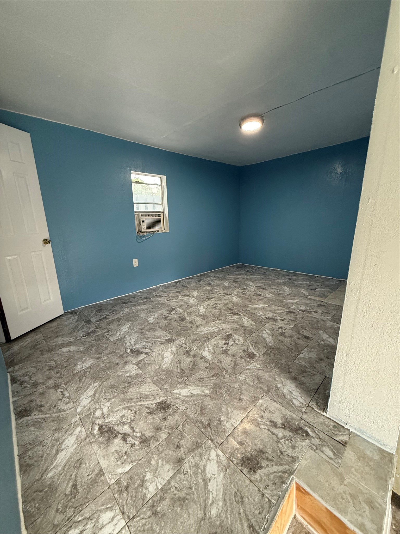 3055 Frio Drive Dallas TX 75216