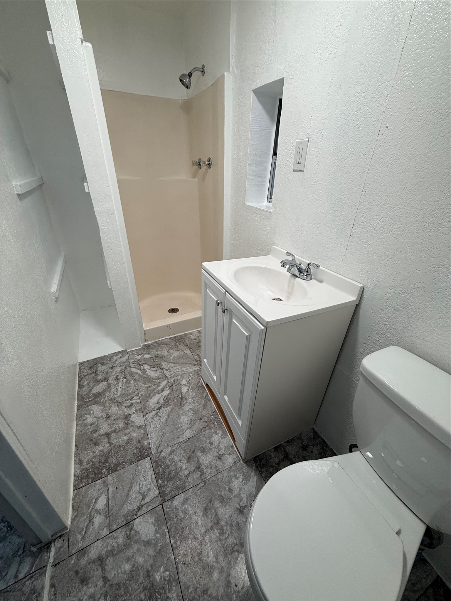 3055 Frio Drive Dallas TX 75216