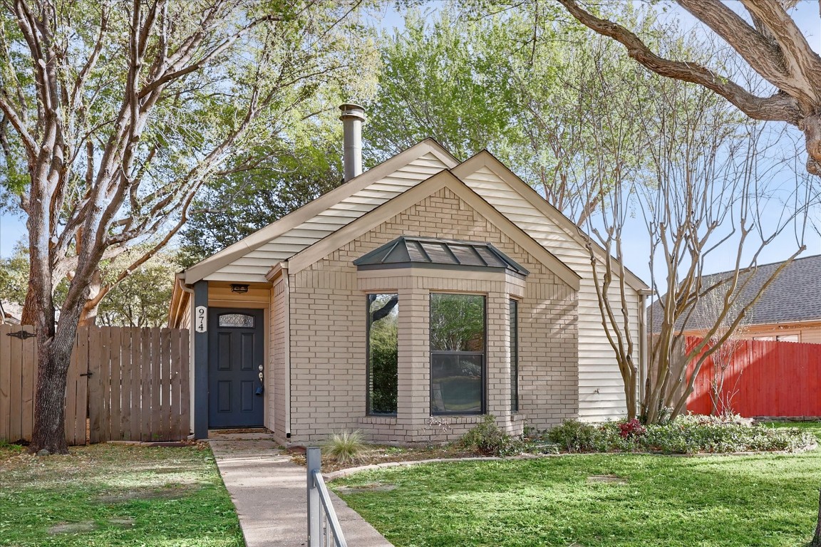 974 Mapleleaf Lane Coppell TX 75019