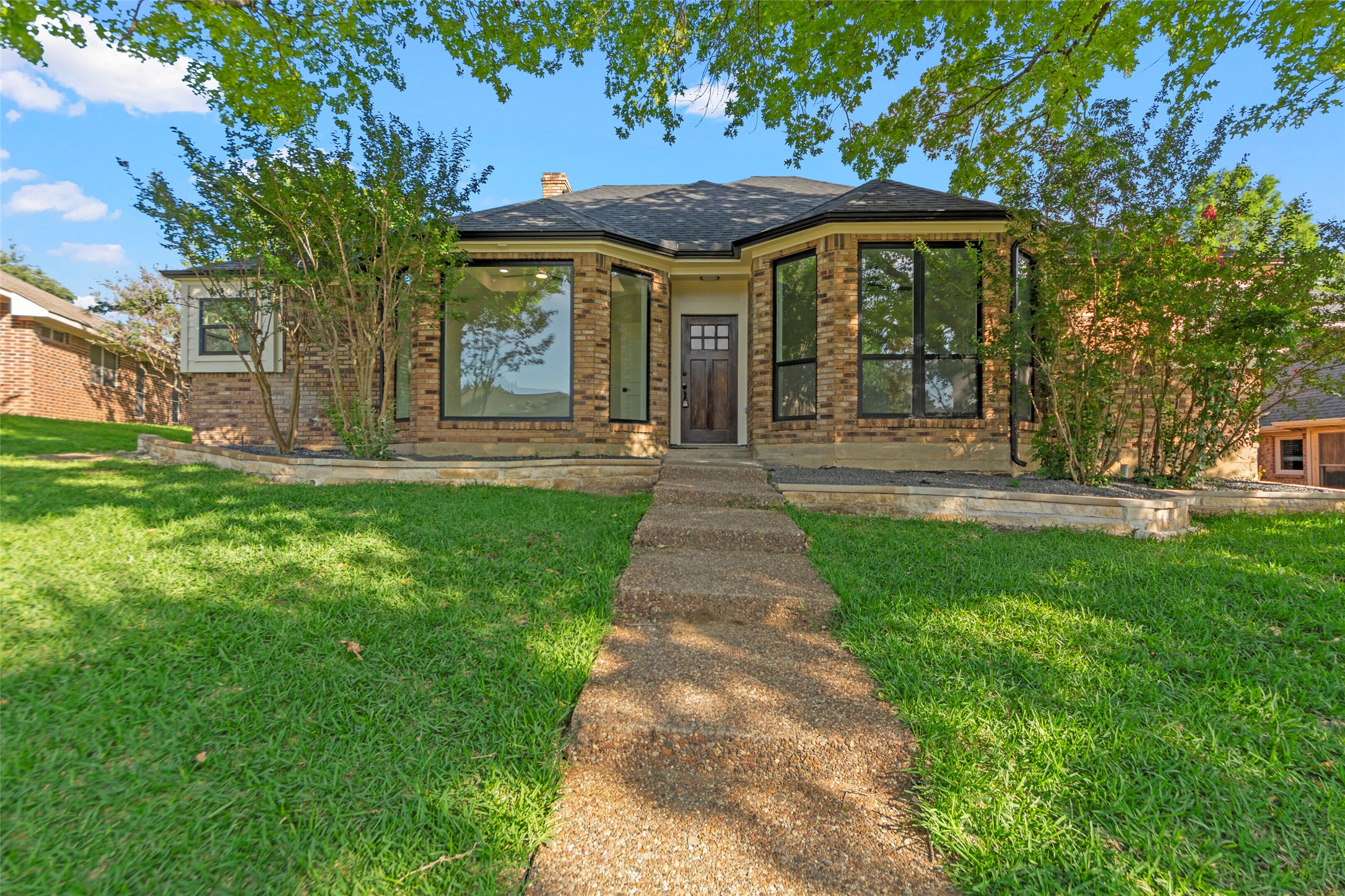 1213 Sycamore Drive Carrollton TX 75007