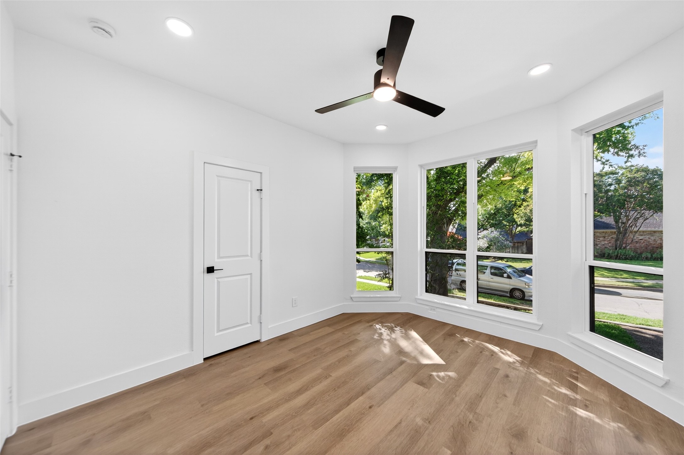 1213 Sycamore Drive Carrollton TX 75007