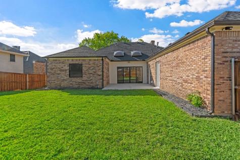 1213 Sycamore Drive Carrollton TX 75007