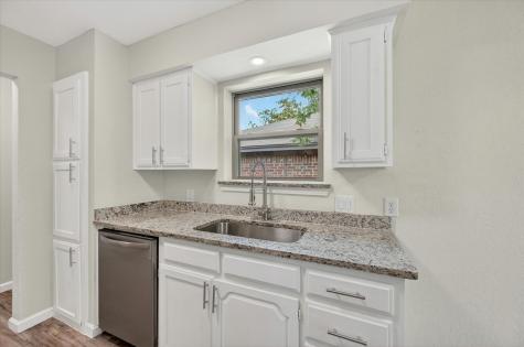 3200 S Meadow Drive Fort Worth TX 76133