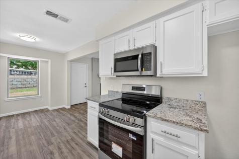 3200 S Meadow Drive Fort Worth TX 76133