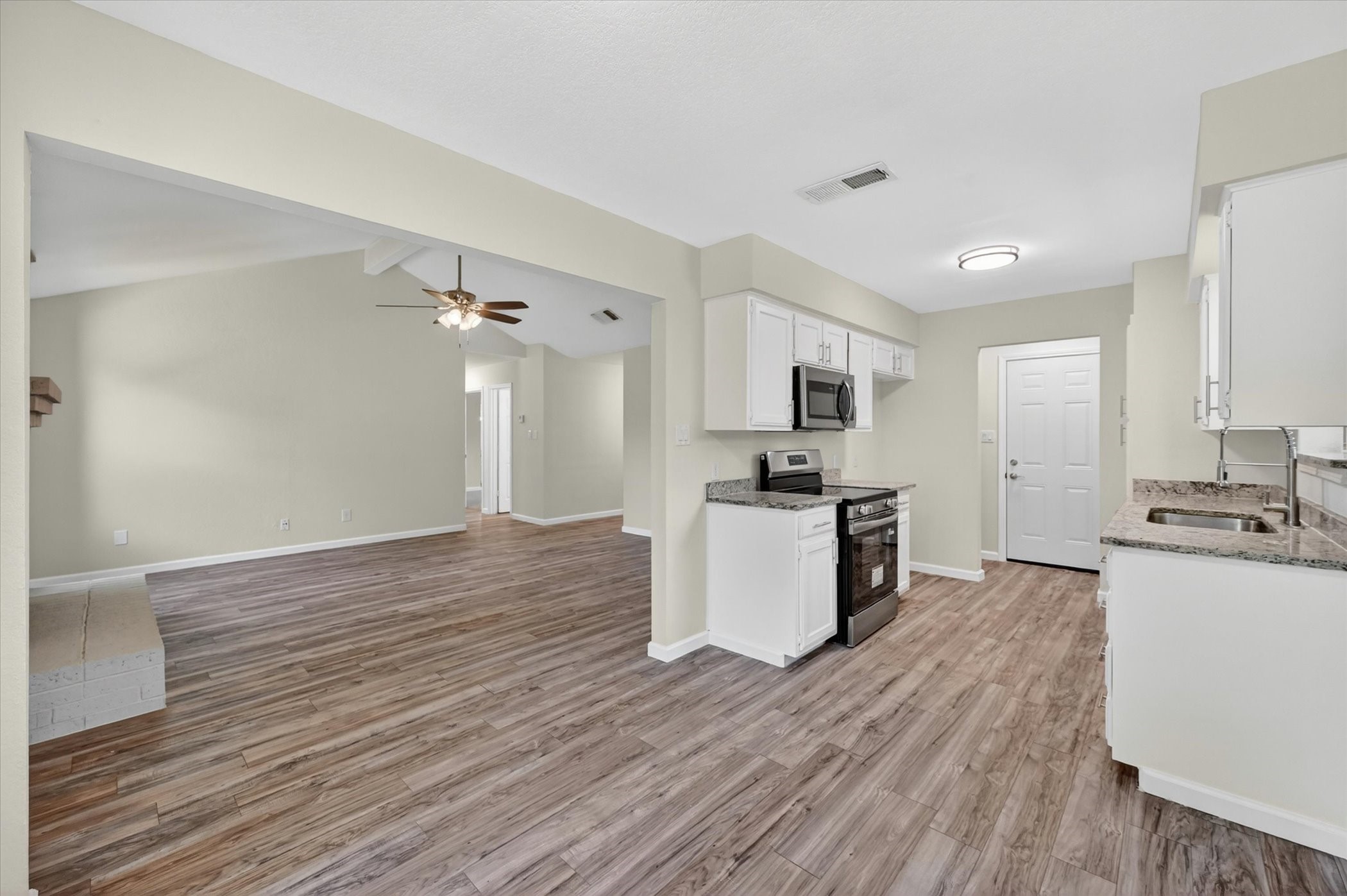 3200 S Meadow Drive Fort Worth TX 76133