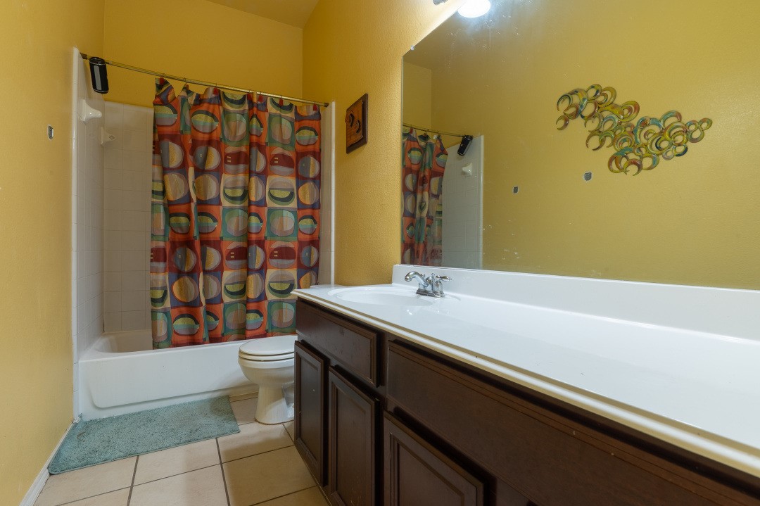 2248 Condor Street Grand Prairie TX 75052
