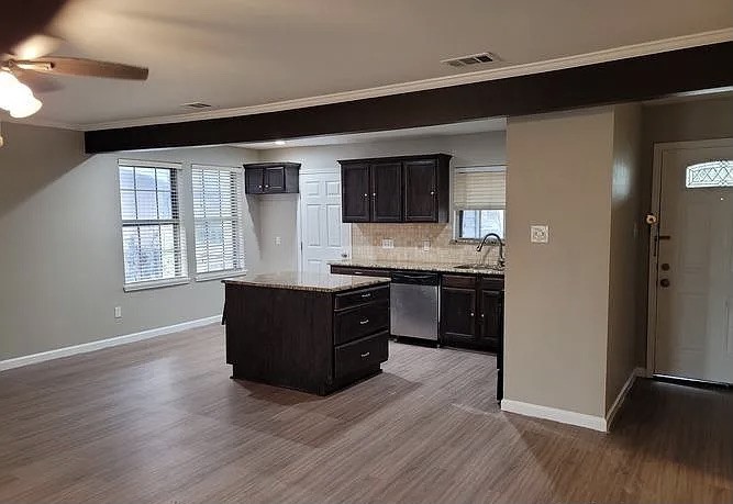 2426 Whit Drive Mesquite TX 75150