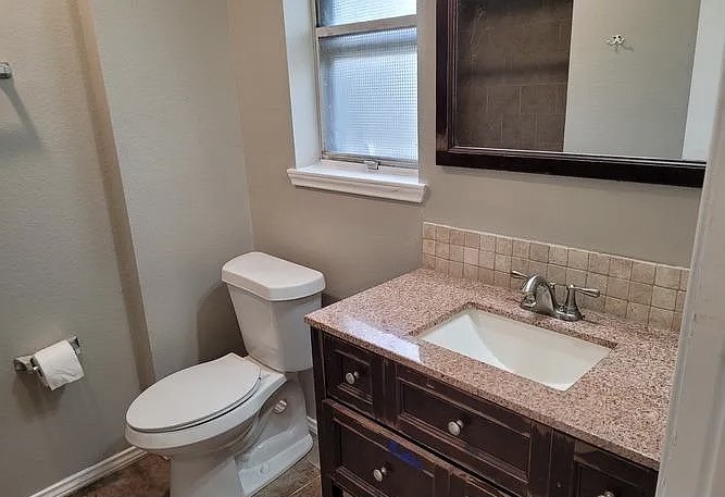 2426 Whit Drive Mesquite TX 75150