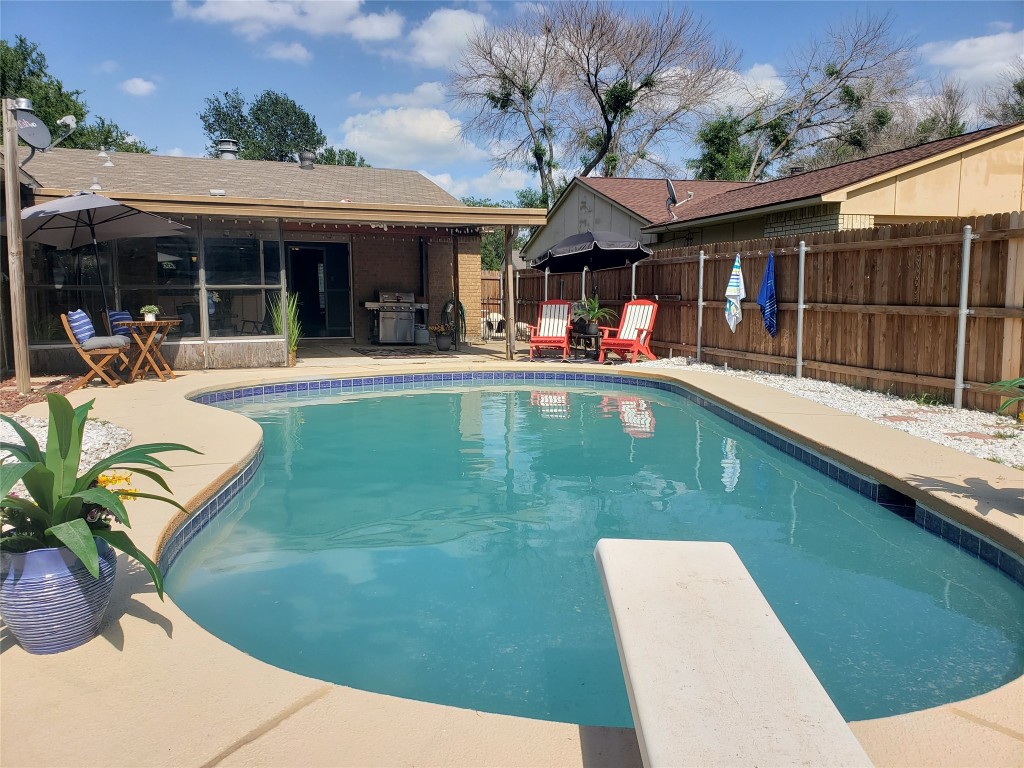 5010 Lewis Trail Grand Prairie TX 75052