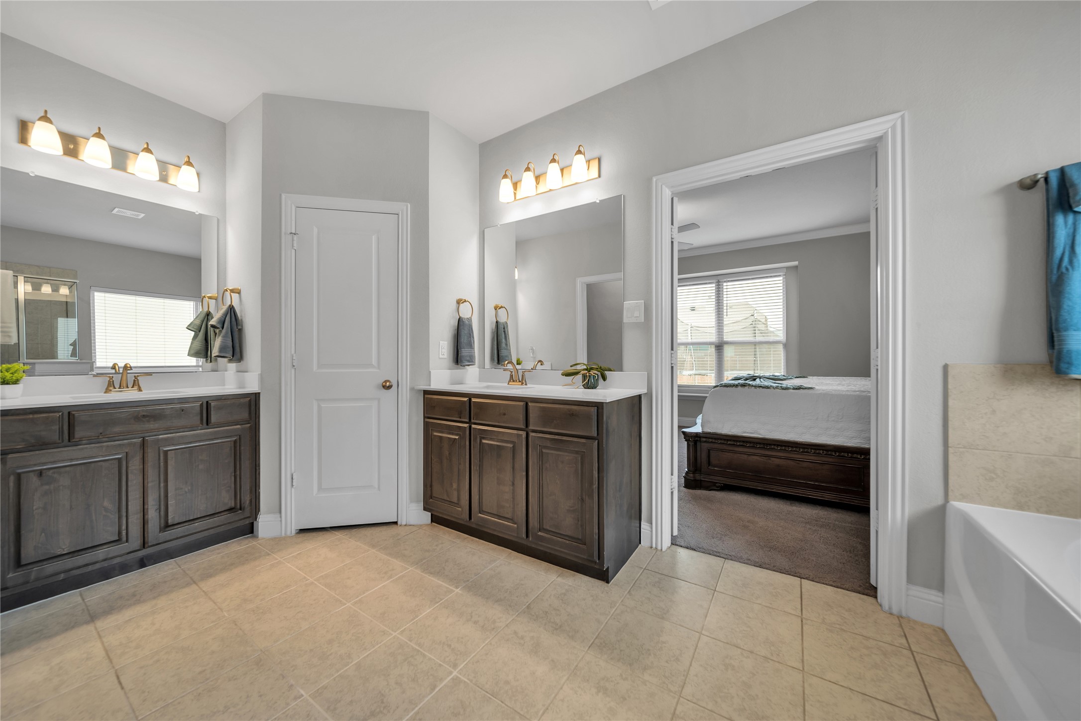 454 Hillstone Drive Midlothian TX 76065