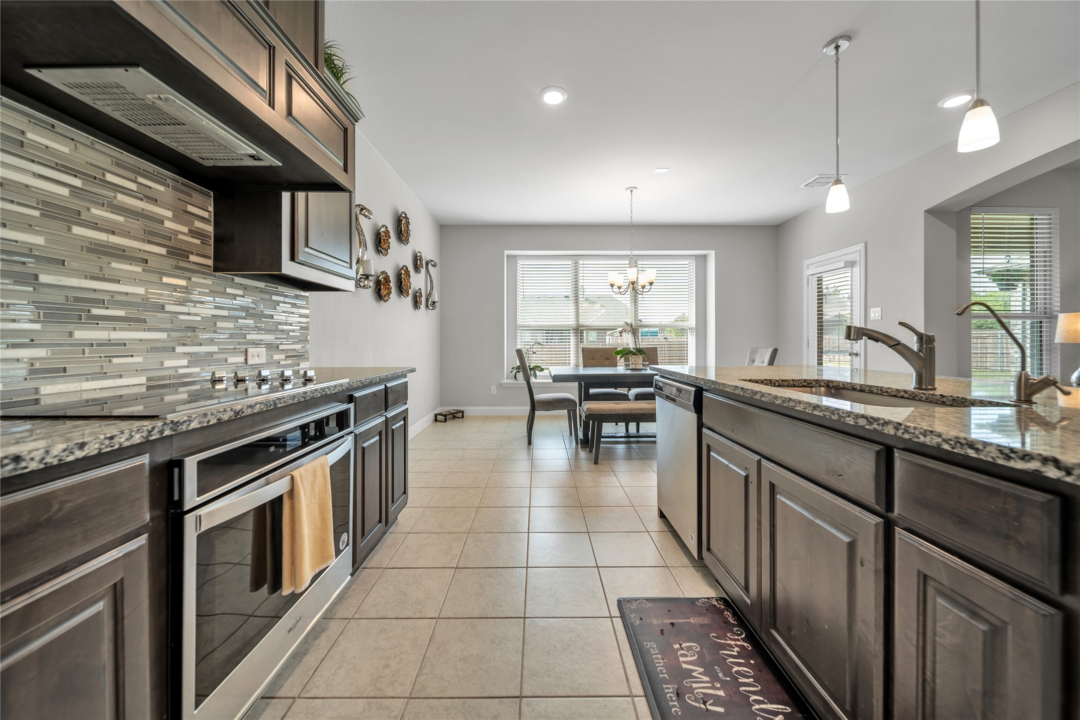 454 Hillstone Drive Midlothian TX 76065