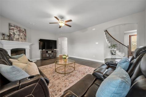 454 Hillstone Drive Midlothian TX 76065