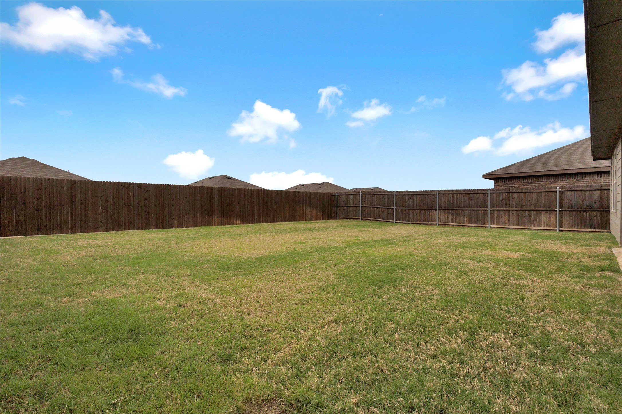 2122 Berrywood Drive Royse City TX 75189
