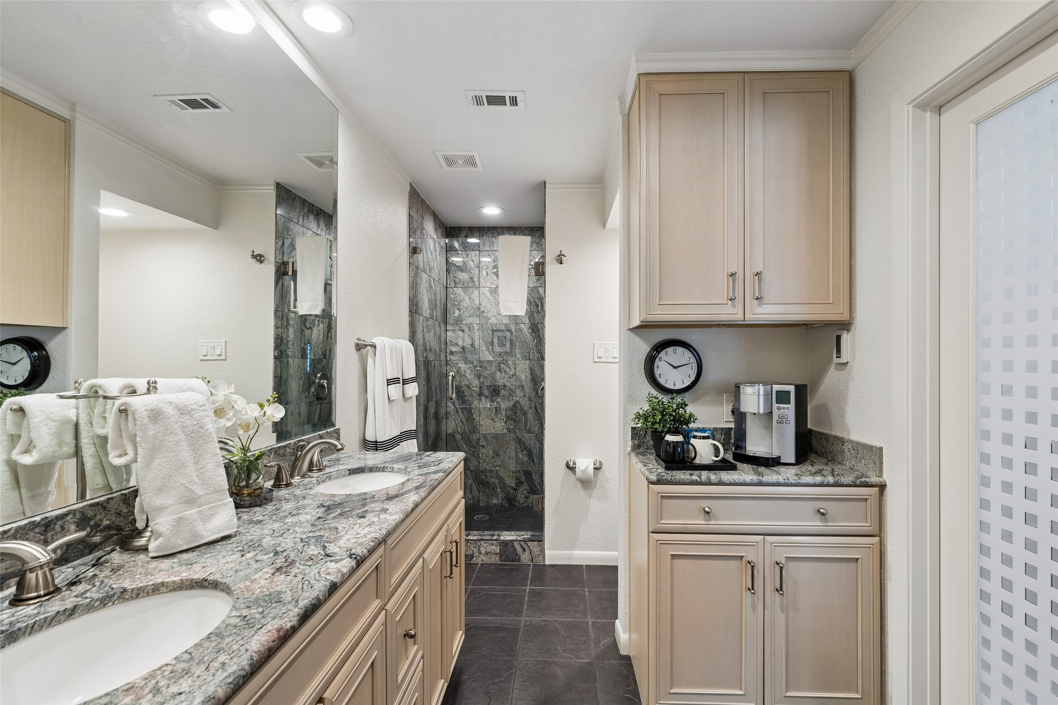 7450 Holly Hill Drive Dallas TX 75231