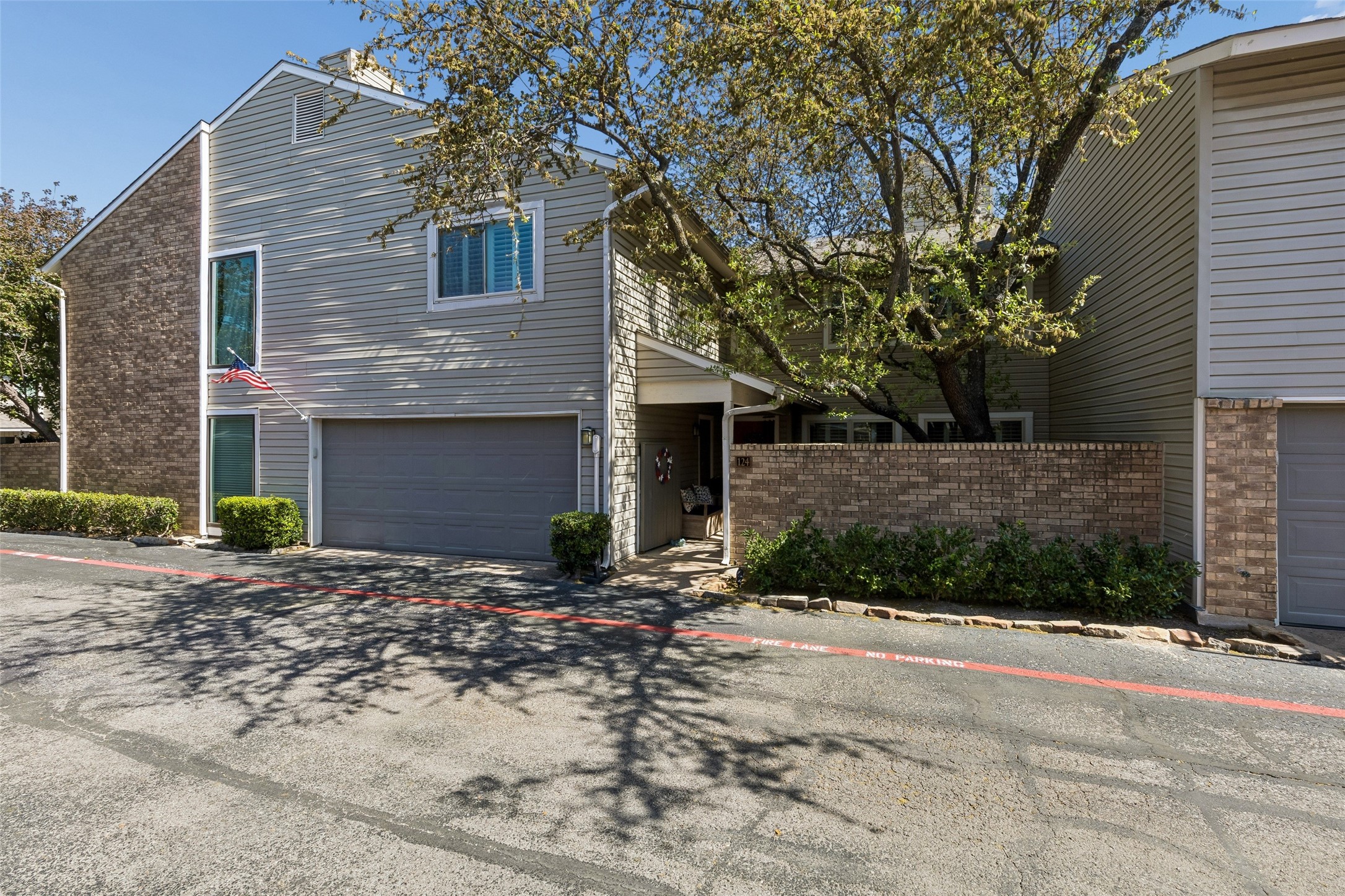 7450 Holly Hill Drive Dallas TX 75231
