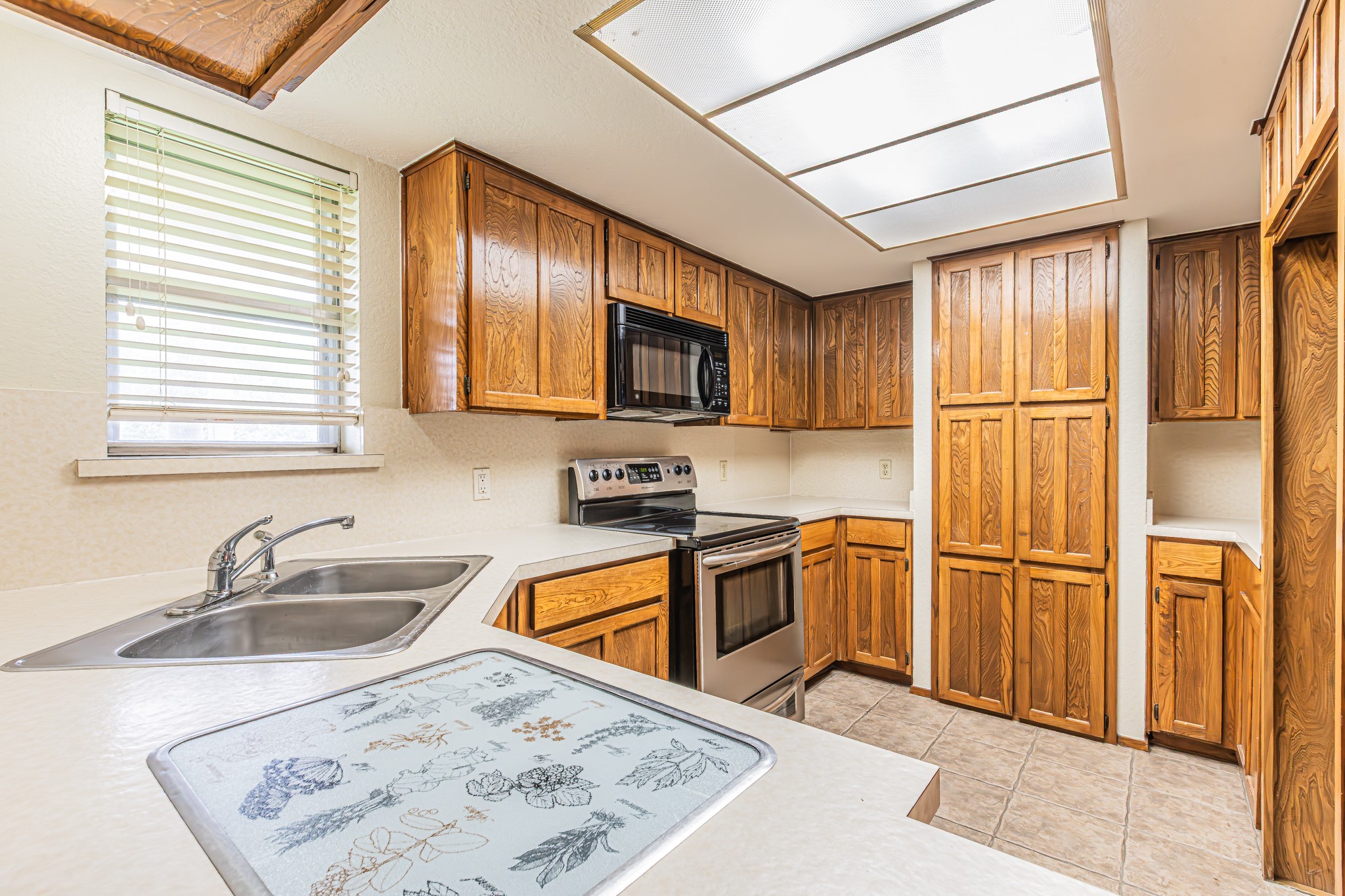 6901 Alexandria Court Fort Worth TX 76133