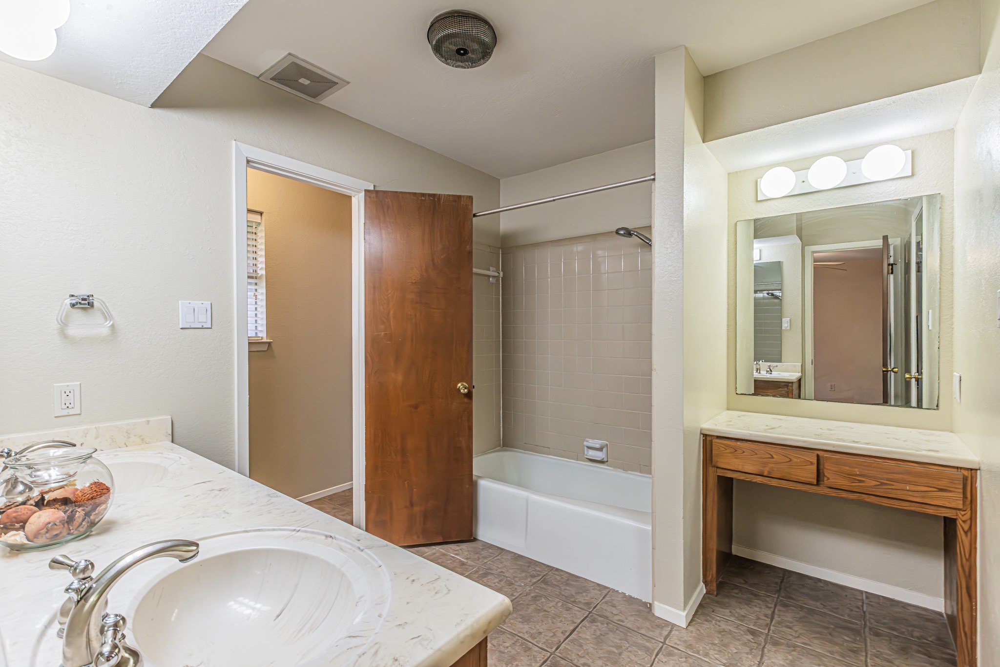 6901 Alexandria Court Fort Worth TX 76133