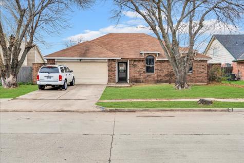 3638 Tivoli Drive Grand Prairie TX 75052