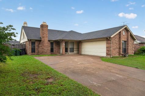 5209 Nocona Lane Arlington TX 76018