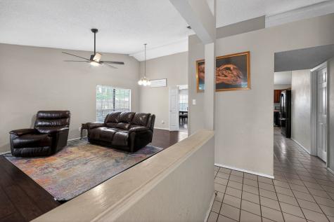 5209 Nocona Lane Arlington TX 76018