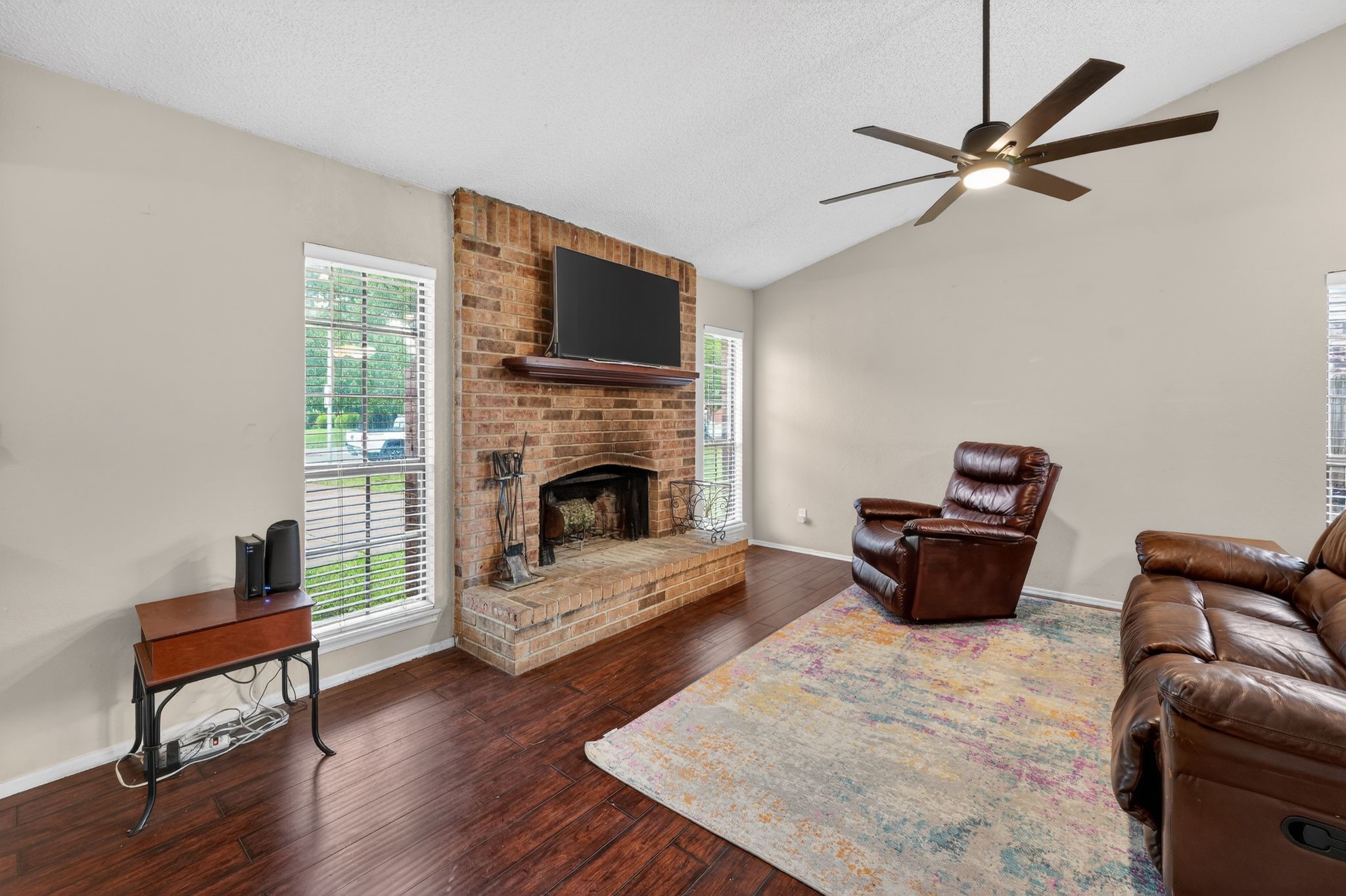 5209 Nocona Lane Arlington TX 76018