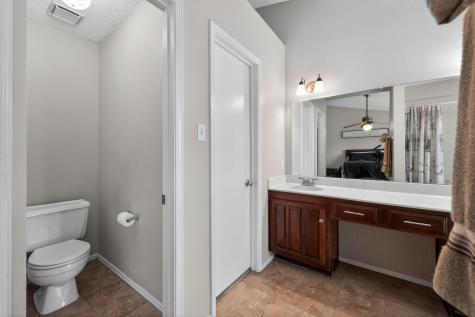 5209 Nocona Lane Arlington TX 76018