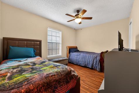 5209 Nocona Lane Arlington TX 76018
