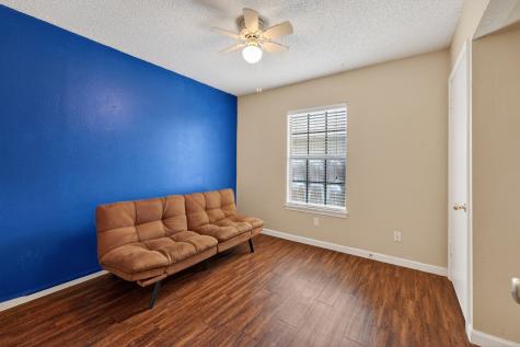 5209 Nocona Lane Arlington TX 76018