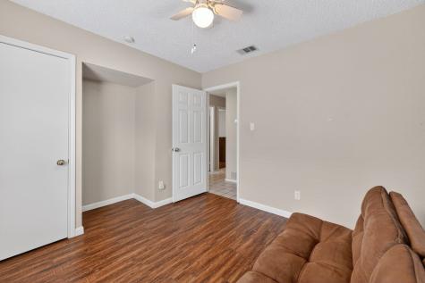 5209 Nocona Lane Arlington TX 76018