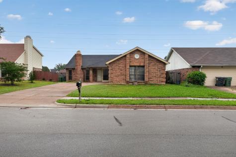 5209 Nocona Lane Arlington TX 76018