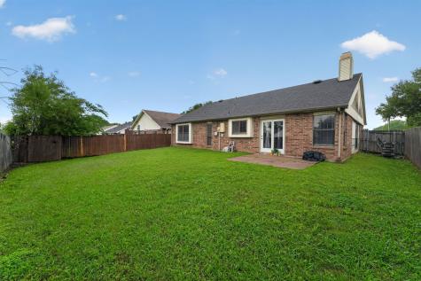 5209 Nocona Lane Arlington TX 76018