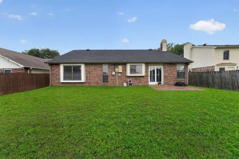 5209 Nocona Lane Arlington TX 76018
