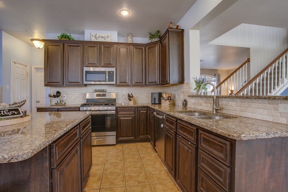 7906 Marquett Drive Rowlett TX 75089