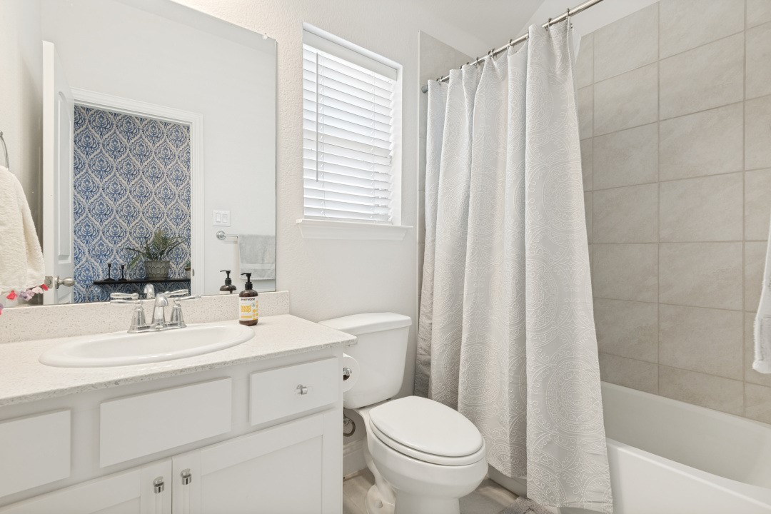 206 Highedge Drive Fate TX 75087