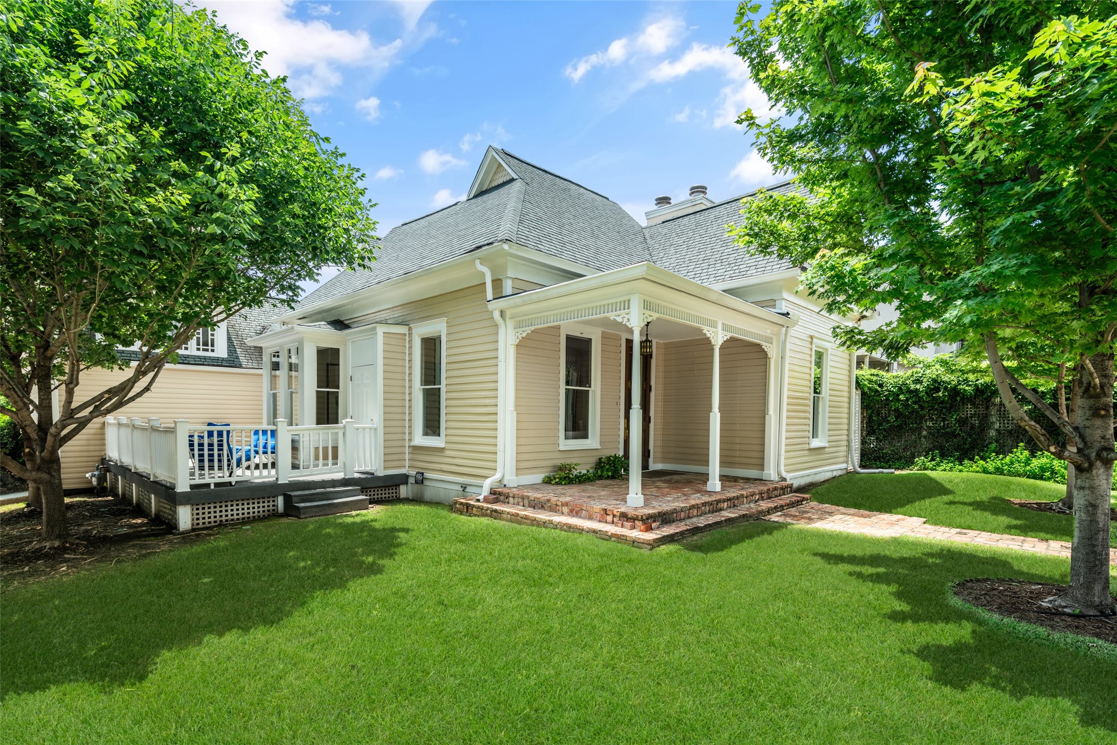 3601 Brown Street Dallas TX 75219