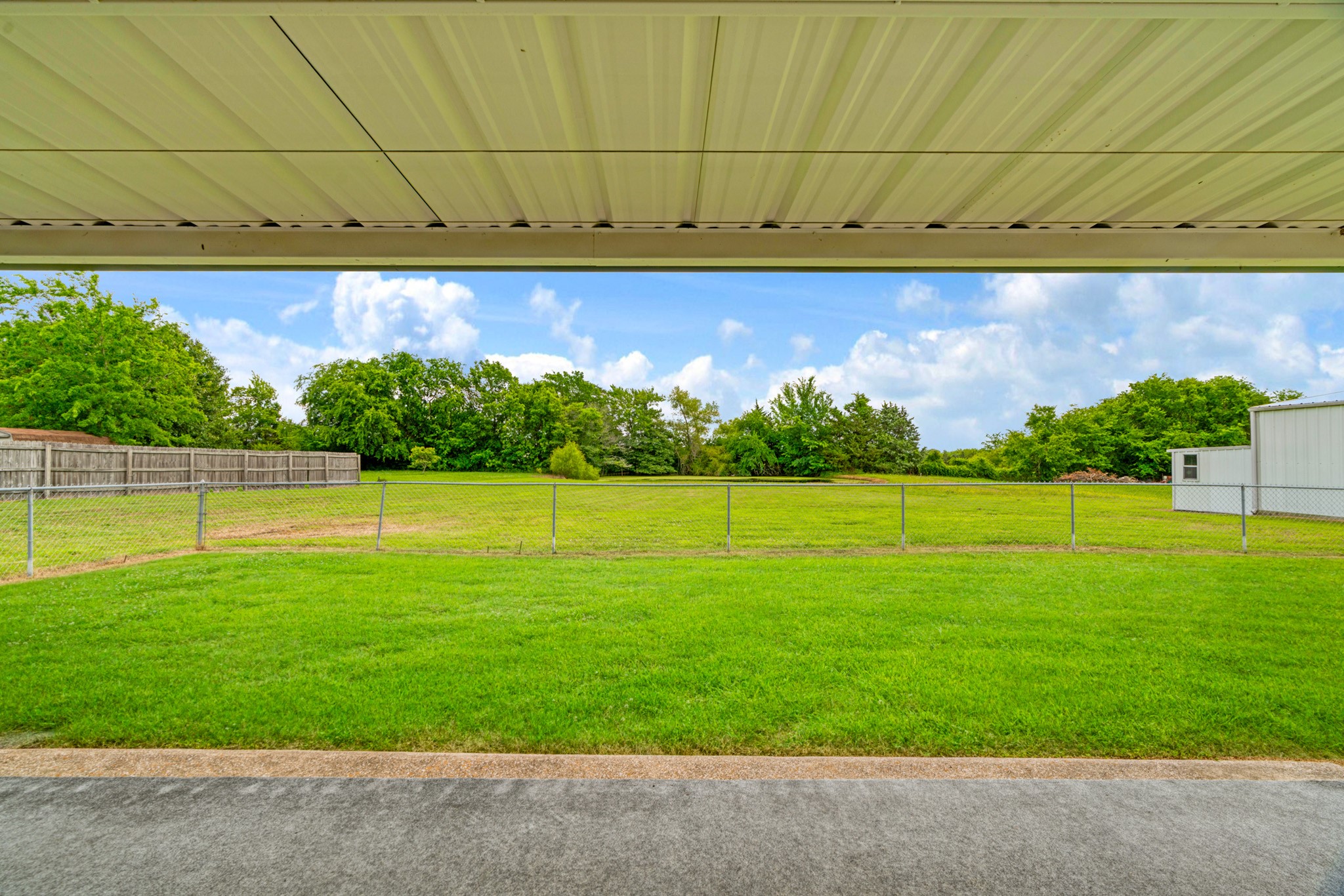 1250 Cr 32240 Sumner TX 75486