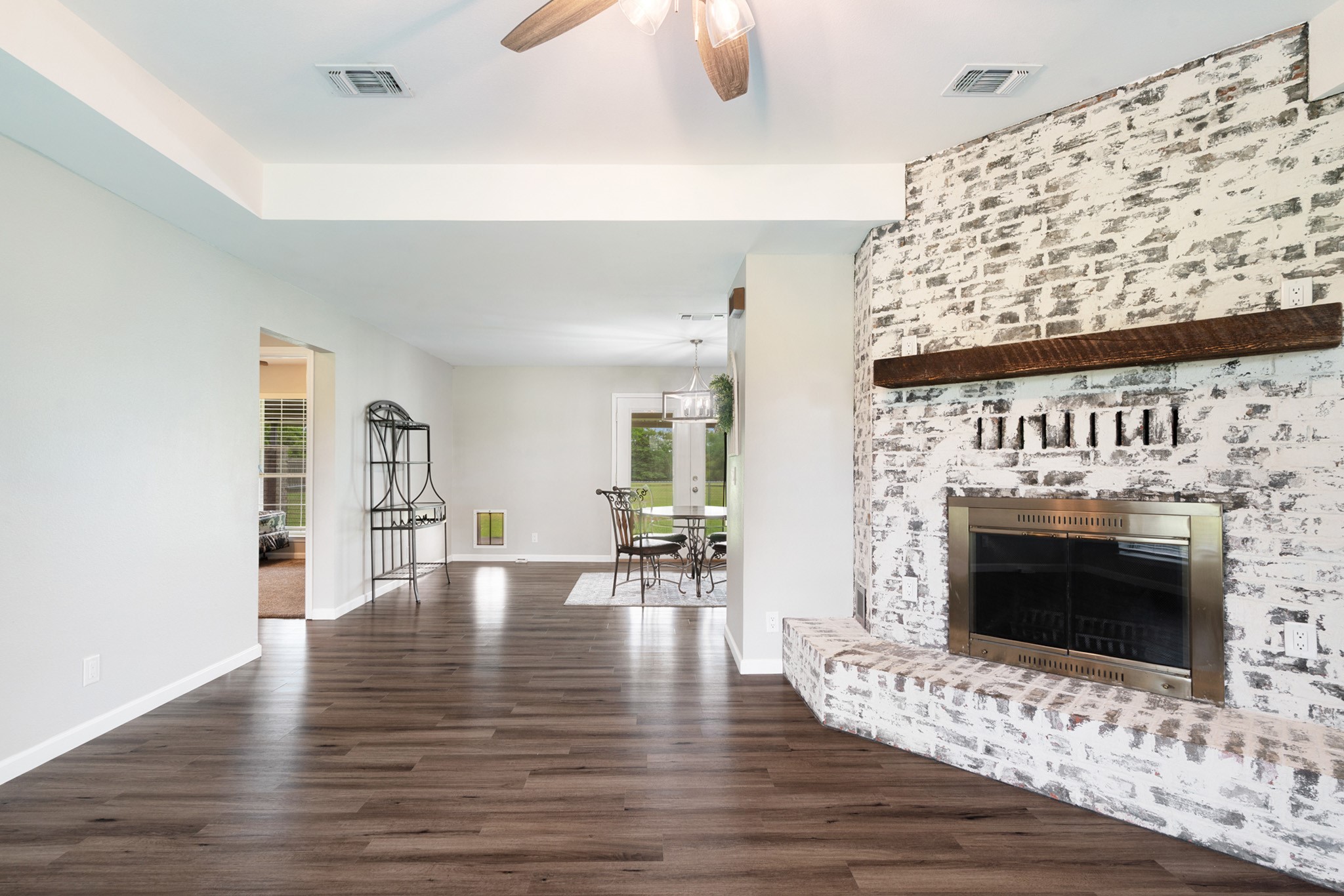 1250 Cr 32240 Sumner TX 75486